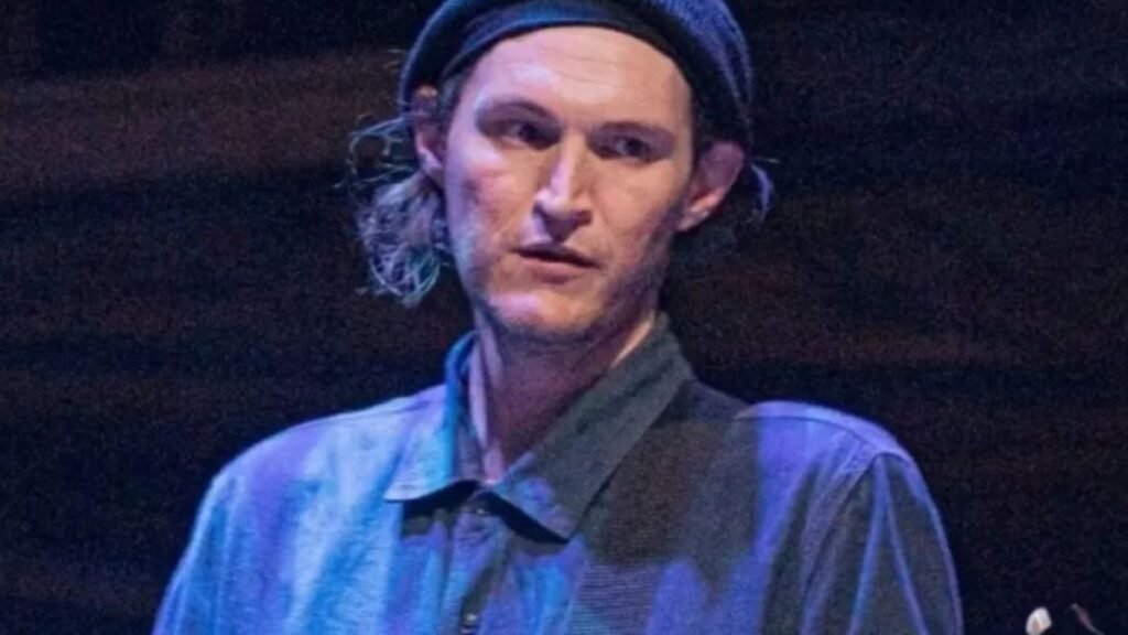 Ex-Red Hot Chili Peppers mata homem, mas evita prisão; entenda