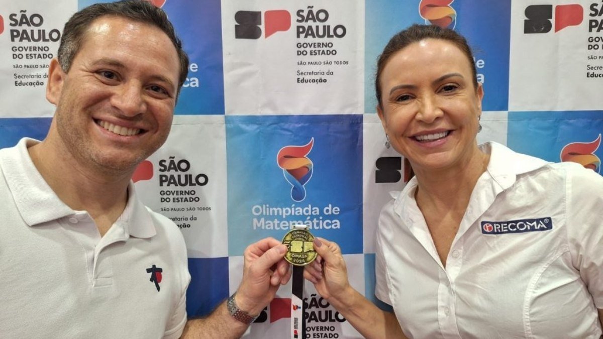Medalhistas Olímpicos encontram alunos de escolas estaduais de São Paulo, em palestra para OBM