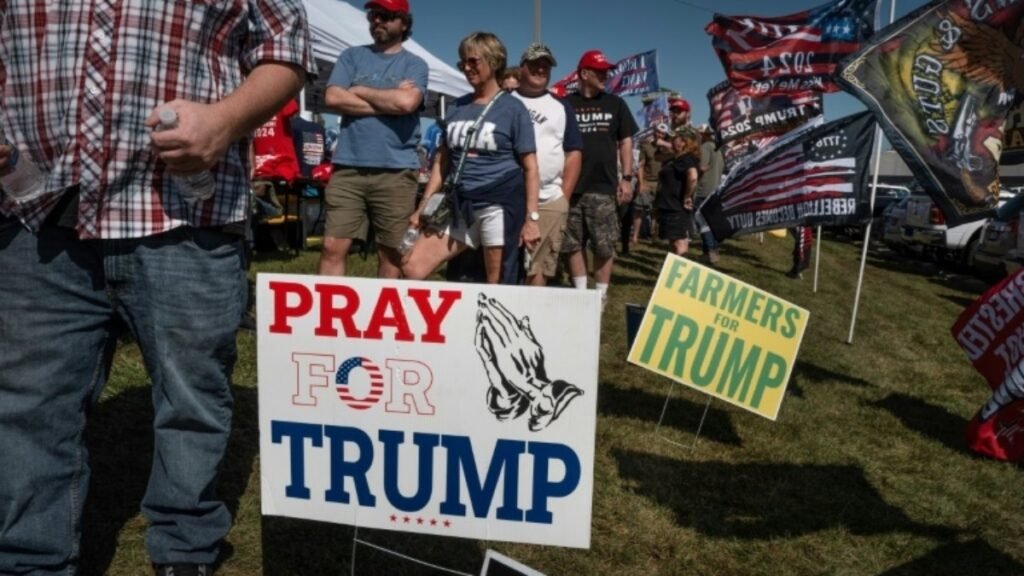Apoiadores de Trump se dizem dispostos a entrar ‘na linha de tiro’ para salvá-lo