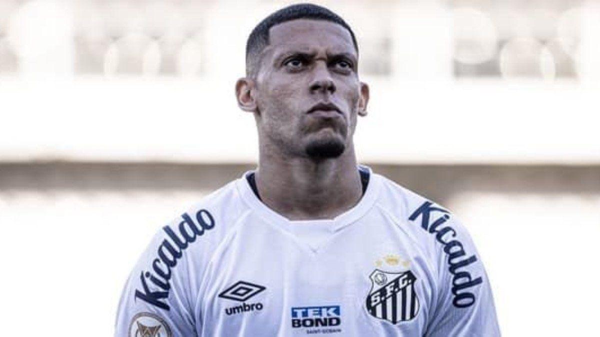 Santos deve emprestar zagueiro Alex Nascimento ao Remo