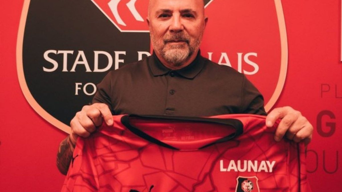 Jorge Sampaoli retorna ao futebol francês e é anunciado pelo Rennes