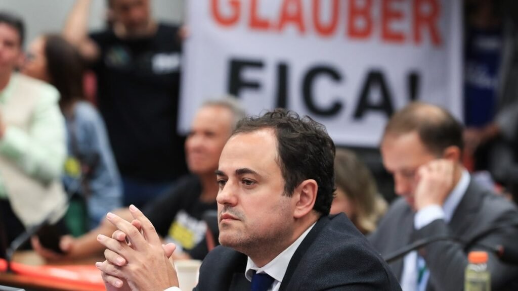 Comissão de Ética da Câmara abre investigação contra Glauber Braga