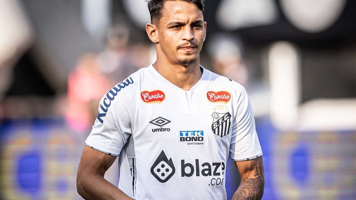Santos acerta a venda de Weslley Patati, ao Maccabi Tel Aviv