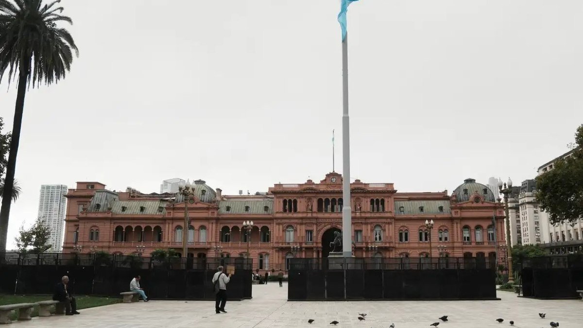 Peso argentino cai 11,3%, após flexibilizar controle cambial