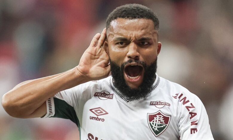 Fluminense goleia Aparecidense e vai às oitavas da Copa do Brasil Fluminense goleia Aparecidense e vai às oitavas da Copa do Brasil