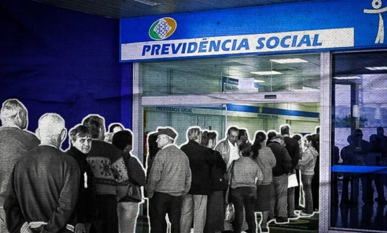INSS paga aposentadoria de julho nesta terça; veja quem recebe INSS paga aposentadoria de julho nesta terça; veja quem recebe