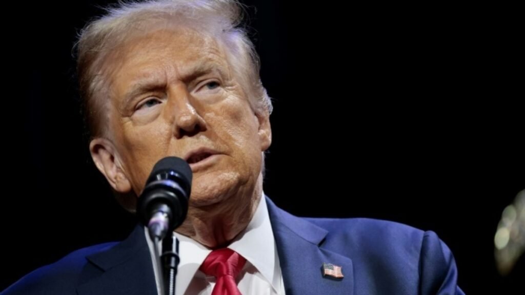 Juíza publica quase 2 mil páginas de provas contra Trump por eleições de 2020