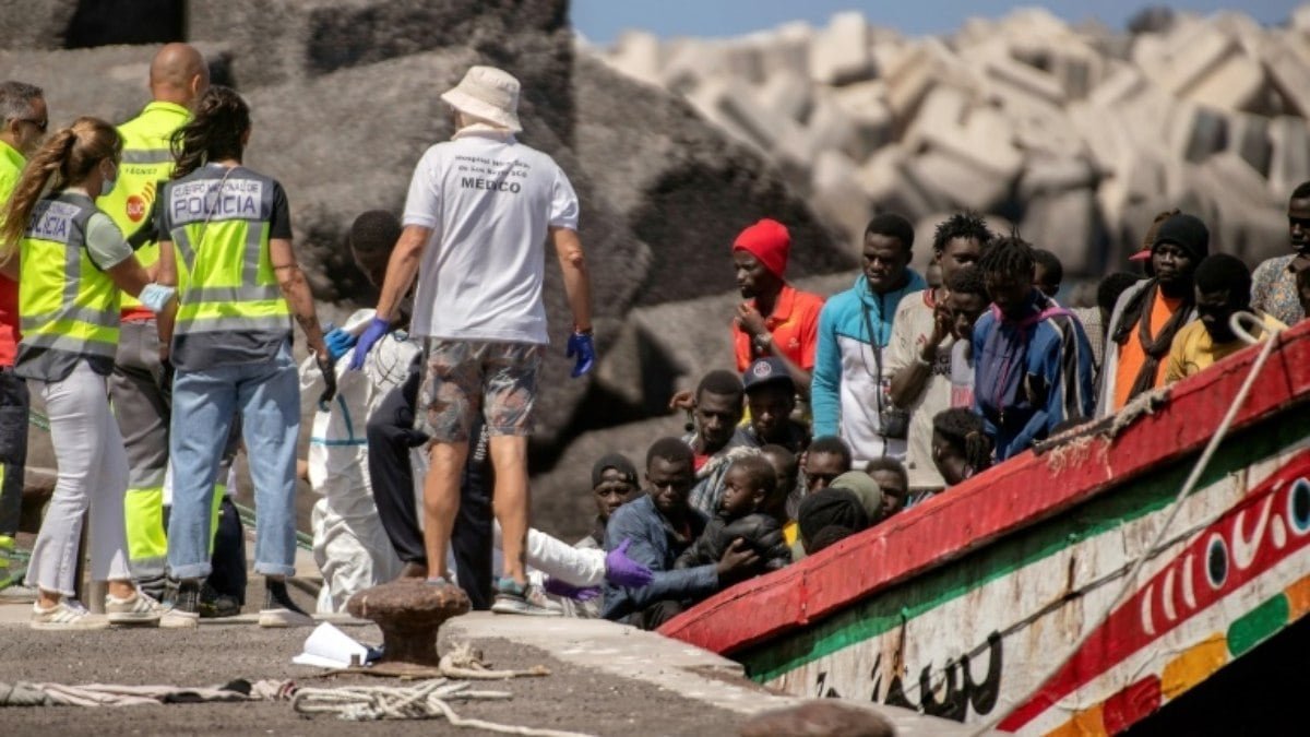 Espanha enfrenta alta expressiva da chegada de imigrantes irregulares