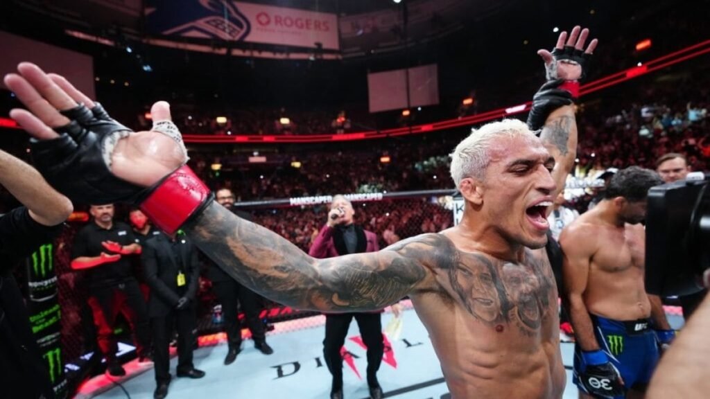 Charles do Bronx enfrentará Michael Chandler em novembro, no UFC 309