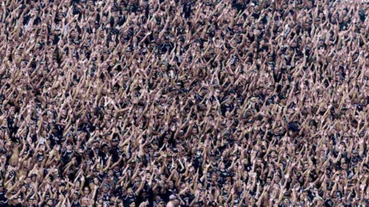 Corinthians registra melhor público em uma temporada na arena