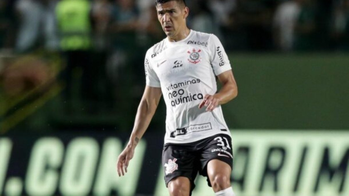 Corinthians sofre transfer ban por dívida com Balbuena e não pode inscrever jogadores