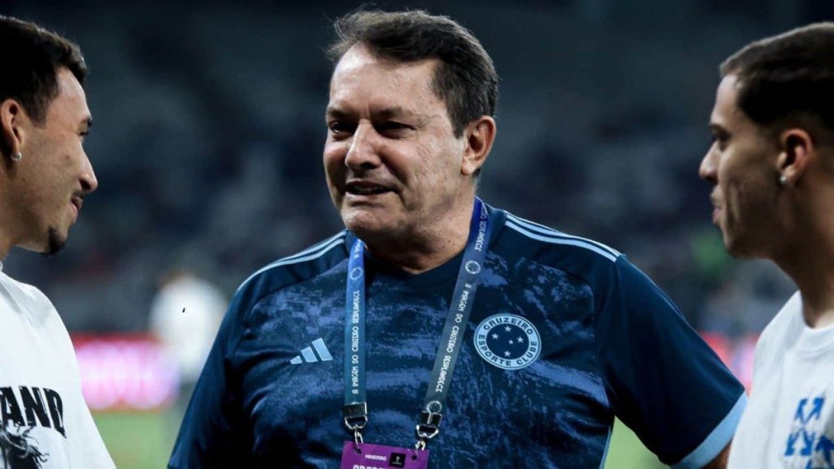 Dono da SAF do Cruzeiro vai para o hospital antes de duelo contra o Lanús