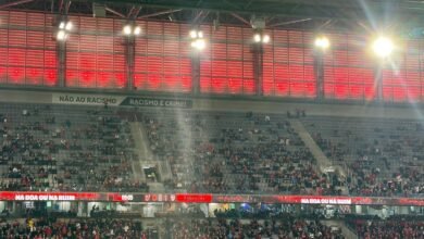 fortes chuvas geram ‘cachoeira’ na Arena da Baixada
