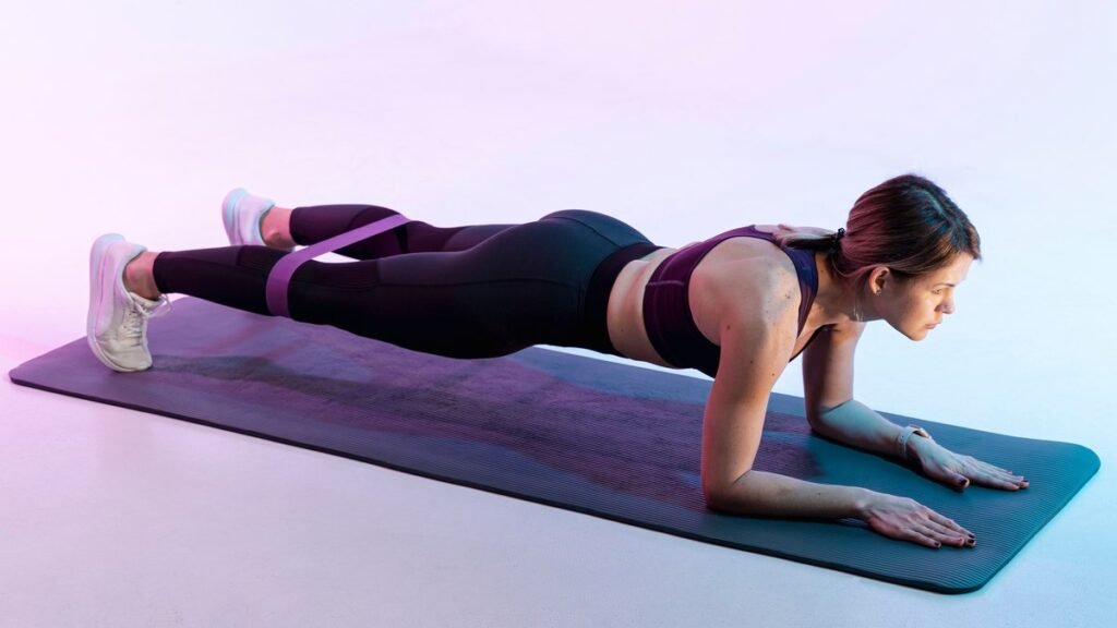 5 exercícios de HIIT de baixo impacto para fazer em casa