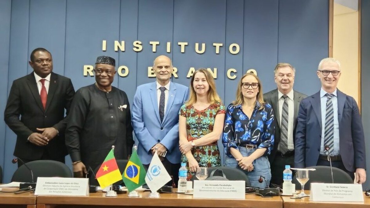 Representantes de Camarões visitam Brasil para conhecer projetos sobre segurança alimentar