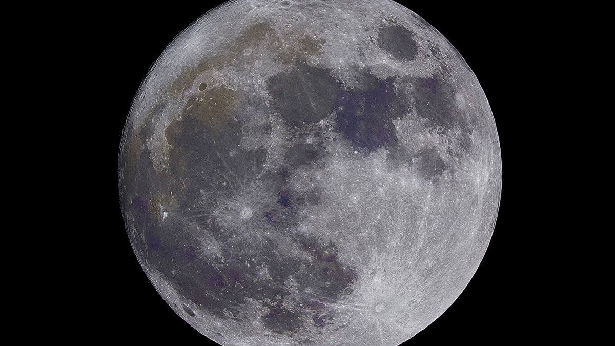 saiba detalhes e que horas assistir à Lua do Castor