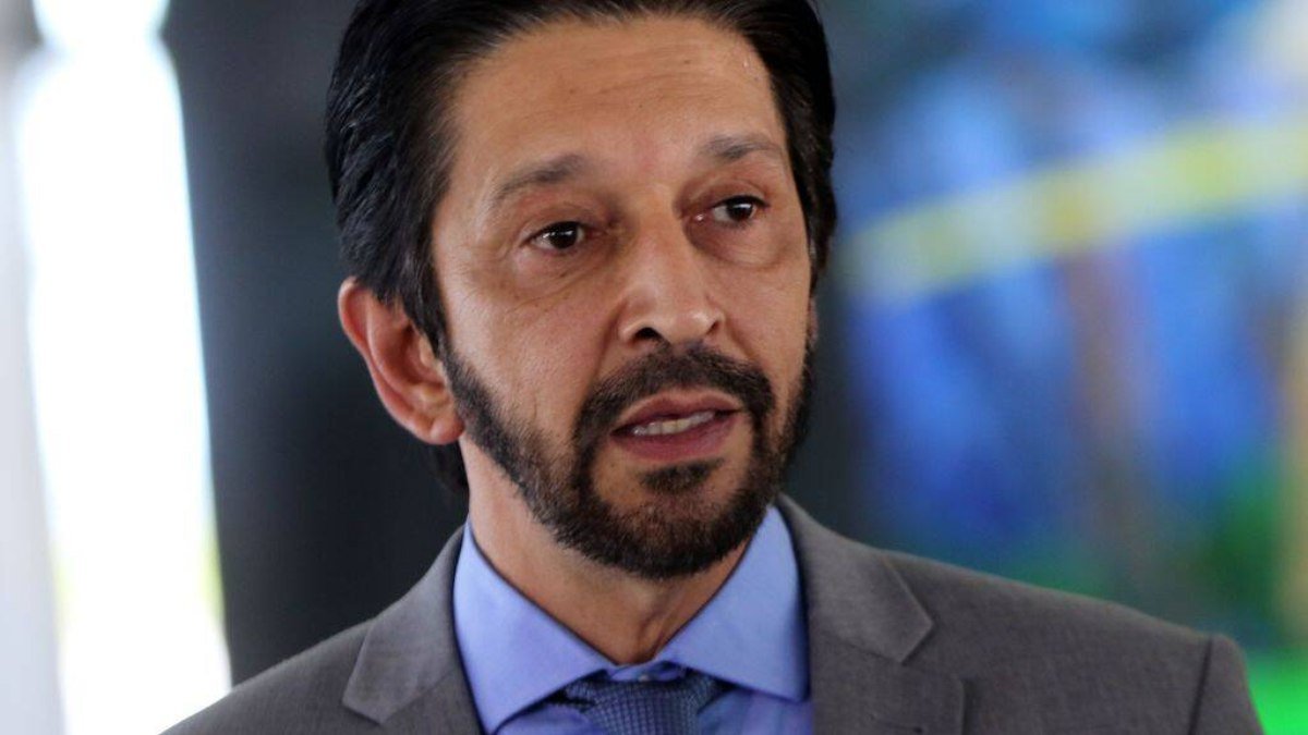 Em vídeo, Ricardo Nunes justifica ausência no debate com Boulos: ‘Cobrar da Enel’