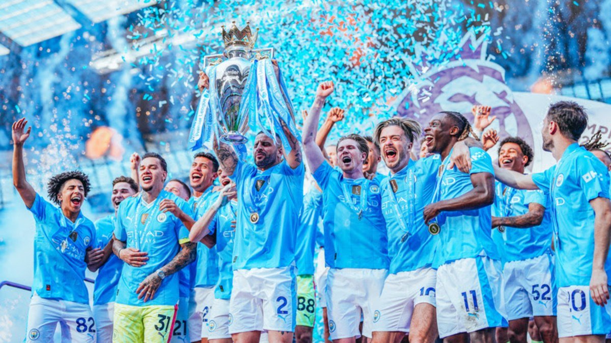 Manchester City traz troféus históricos a São Paulo