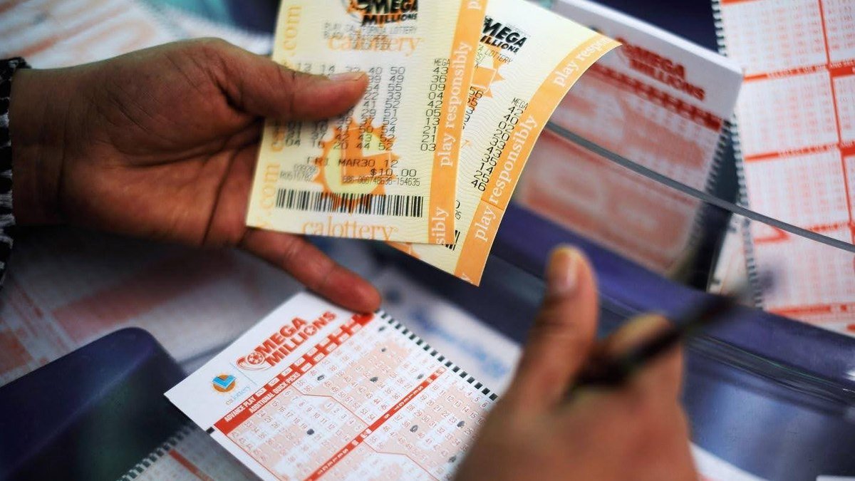 Prêmio acumulado da Mega Millions chega a R$ 2,6 bilhões ; veja como participar do sorteio