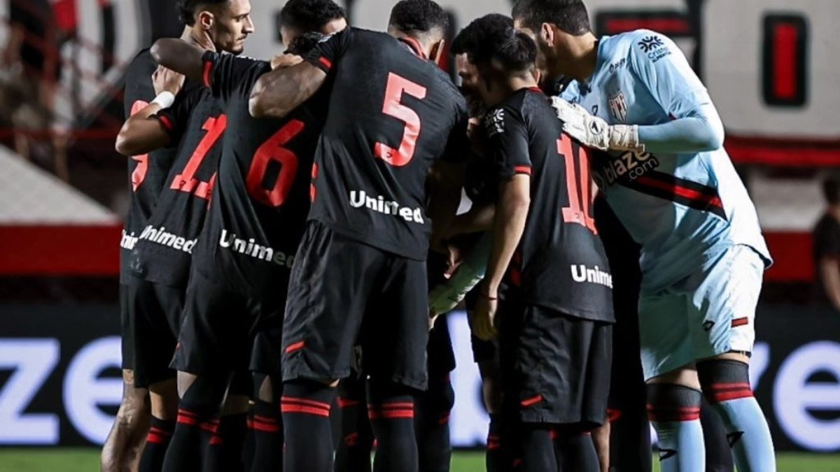 Atlético-GO e Red Bull Bragantino empatam sem gols