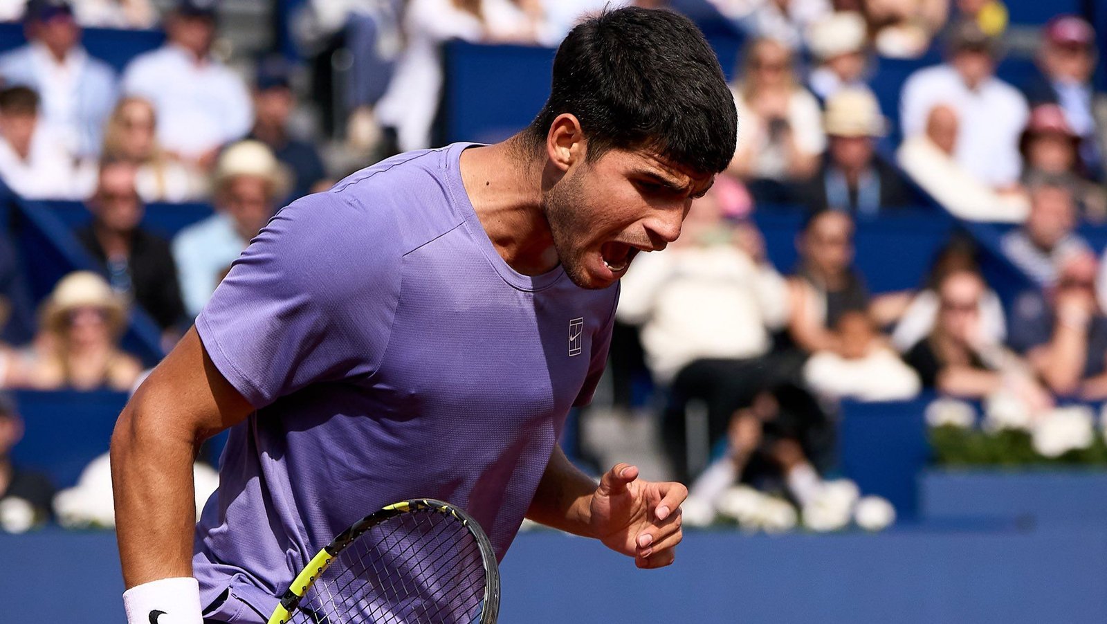 Alcaraz derrota Fils e chega à terceira final em Barcelona