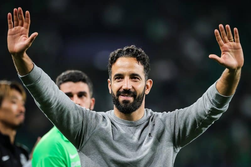 Ex-Liverpool duvida de sucesso tático de Amorim no Manchester United: ‘terá problemas’ Ex-Liverpool duvida de sucesso tático de Amorim no Manchester United: ‘terá problemas’