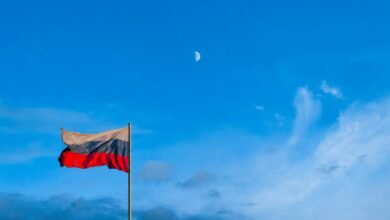 Rússia suspende voos em aeroportos de Moscou após abater drones ucranianos