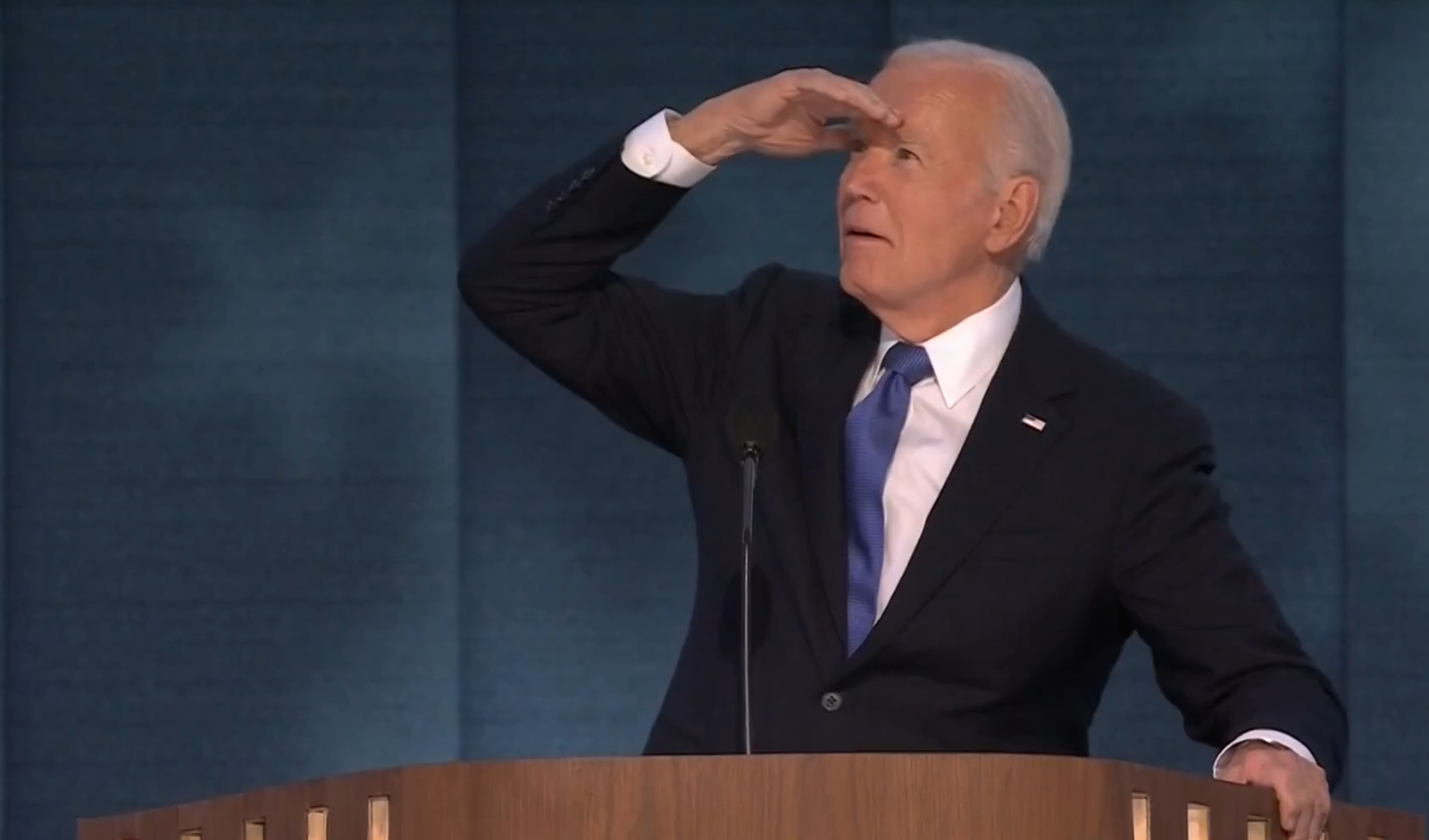 Como Biden passou as férias após seis semanas que o abalaram na presidência Como Biden passou as férias após seis semanas que o abalaram na presidência