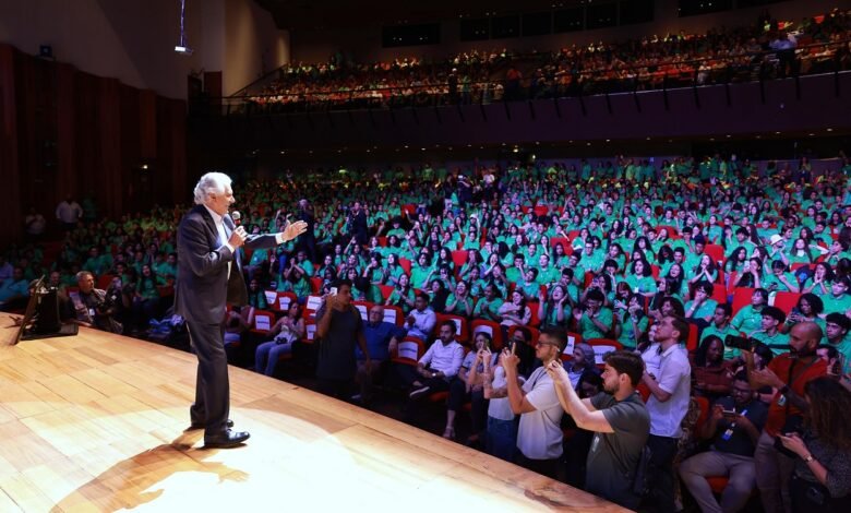 Caiado amplia programa Aprendiz do Futuro para 10 mil jovens Caiado amplia programa Aprendiz do Futuro para 10 mil jovens