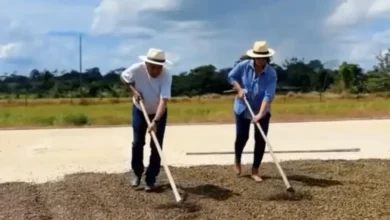 Bocalom e primeira-dama preparam café para secagem | ac24horas