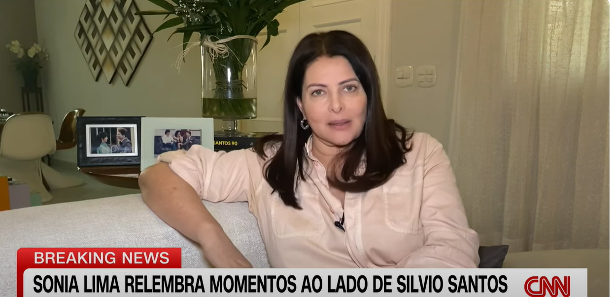 Sônia Lima recorda parceria com Silvio Santos e diz que teve o “melhor mestre“