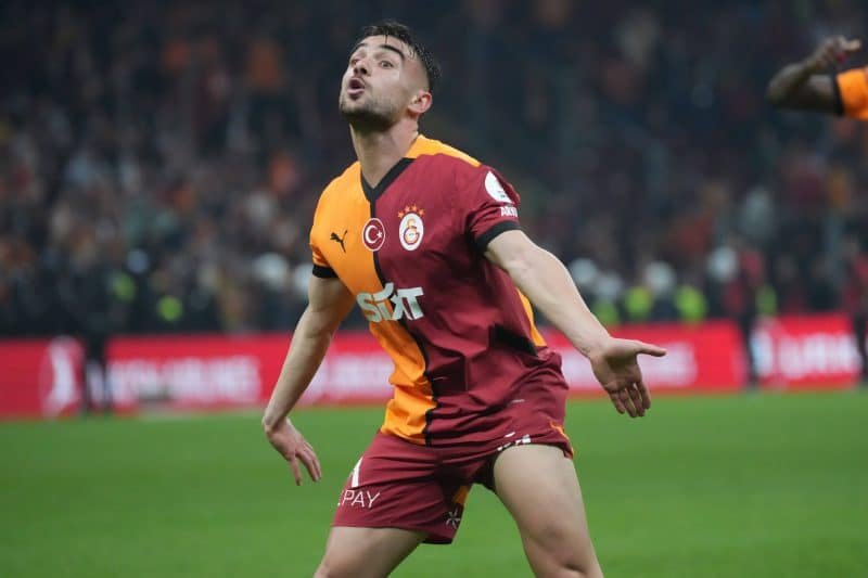 Ex-São Paulo joga bem de novo, e Galatasaray vence Tottenham com golaço e show de Osimhen