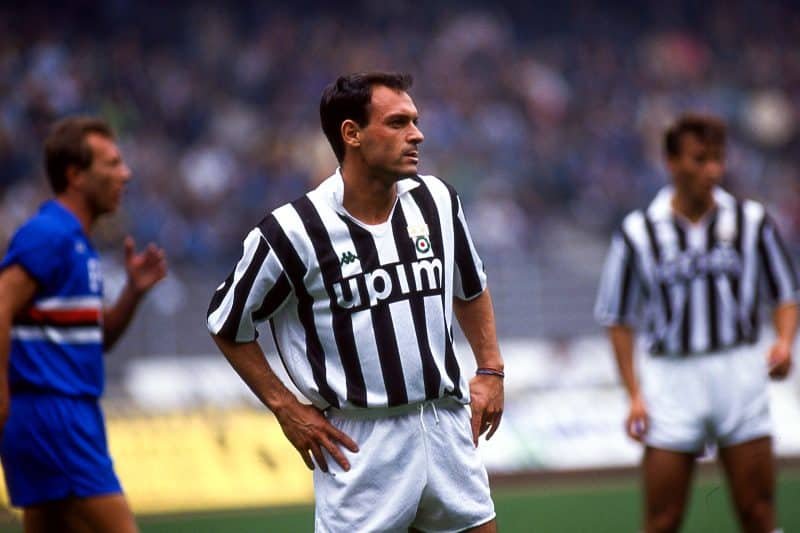 Salvatore Schillaci, artilheiro da Itália na Copa de 1990, morre aos 59 anos