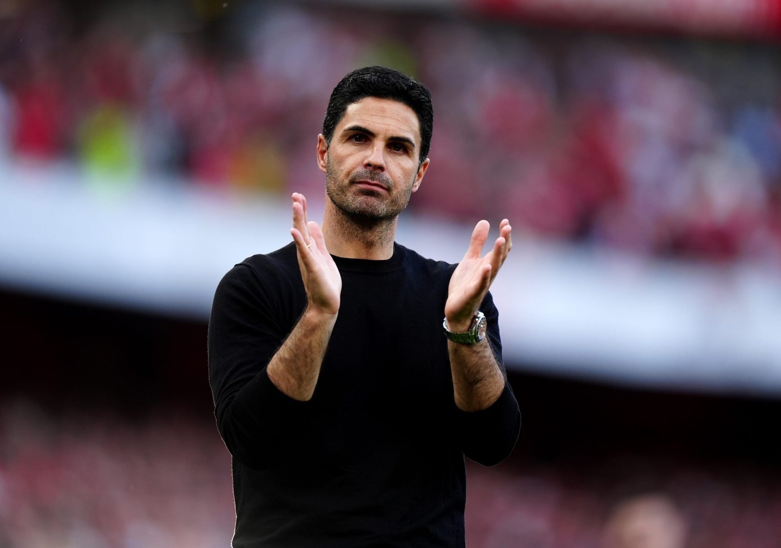 Campeão da Euro pode seguir os passos de Arteta e trocar o futebol espanhol pelo Arsenal