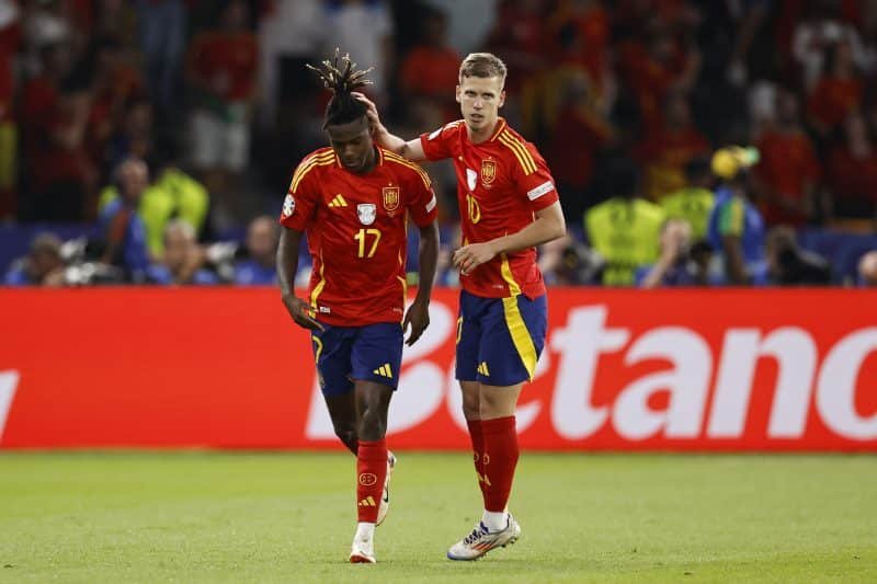 Deco explica porque preferiu Dani Olmo a Nico Williams no Barcelona
