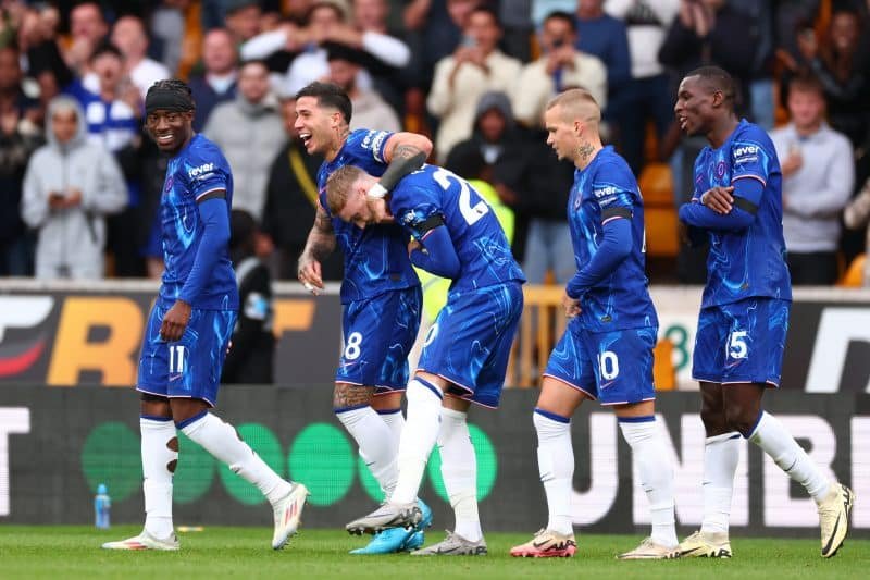 Madueke xinga Wolverhampton, anota hat trick e Chelsea vence na reestreia de João Félix