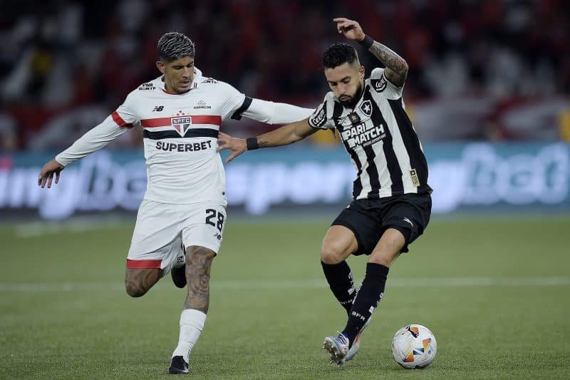 São Paulo mostra contra o Botafogo por que tem a melhor defesa da Libertadores