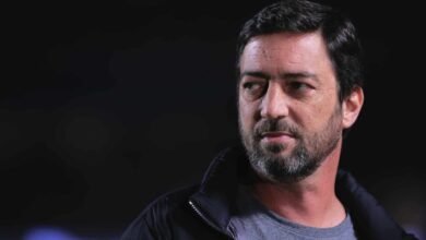 Augusto Melo sofre derrotas nos bastidores que colocam em xeque seu futuro no Corinthians