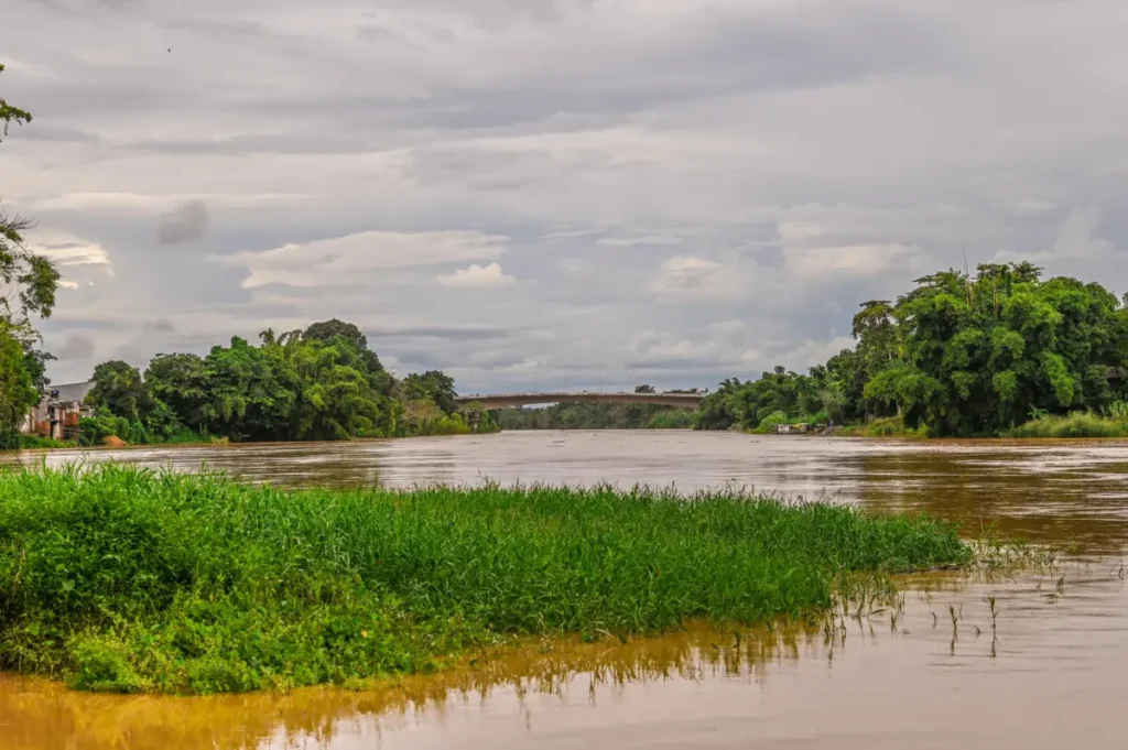 Governo reconhece situação de emergência por erosão de margem fluvial | ac24horas