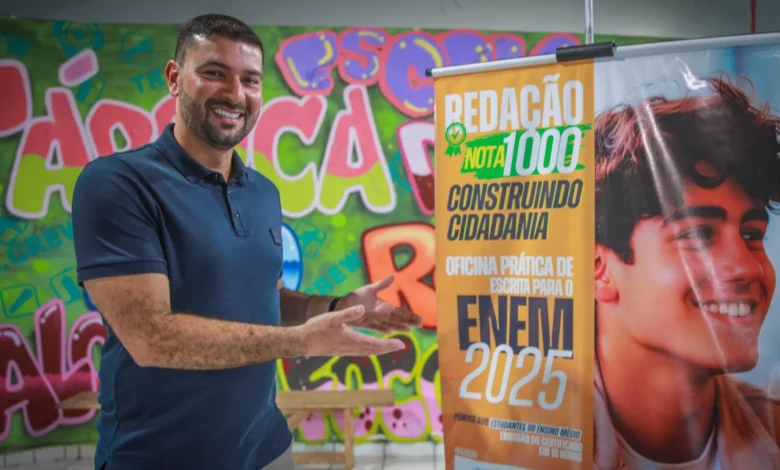 Nicolau entrega 100 certificados do projeto Redação Nota Mil | ac24horas Nicolau entrega 100 certificados do projeto Redação Nota Mil | ac24horas