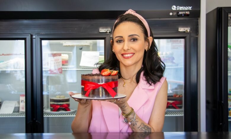 Dona da confeitaria My Luv conta como negócio expandiu Dona da confeitaria My Luv conta como negócio expandiu