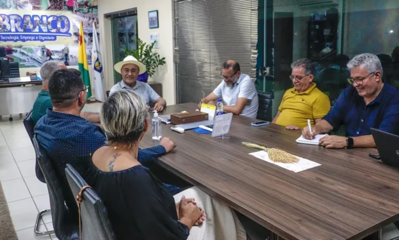 Rio Branco firma parceria com setor moveleiro para construção de casas do “1001 Dignidades” | ac24horas Rio Branco firma parceria com setor moveleiro para construção de casas do “1001 Dignidades” | ac24horas