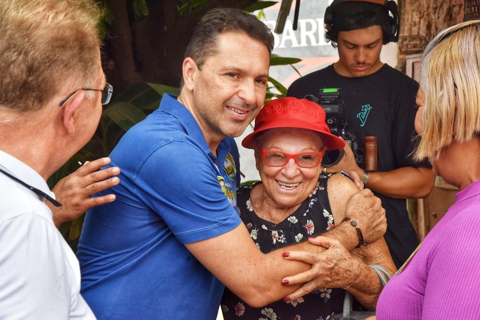 Leandro Vilela apresenta política para valorização da pessoa idosa