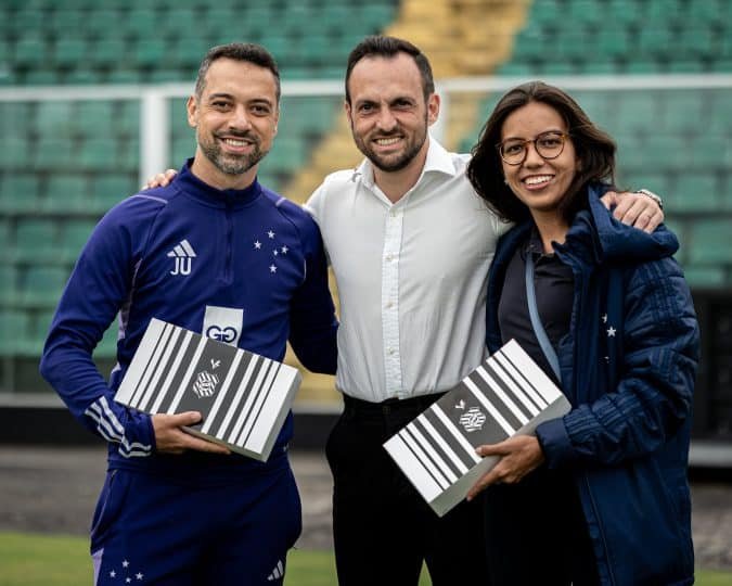 Cruzeiro dá novos sinais de compromisso com o futebol feminino