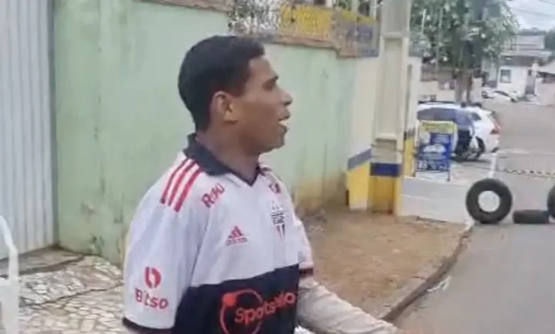 Morador de rua critica condições do novo Centro Pop: “Estamos jogados ao léu” | ac24horas Morador de rua critica condições do novo Centro Pop: “Estamos jogados ao léu” | ac24horas