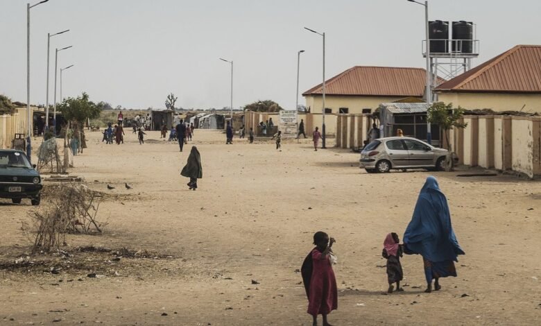 Nigéria: Militantes matam ao menos 23 em ataque, dizem fontes de segurança Nigéria: Militantes matam ao menos 23 em ataque, dizem fontes de segurança