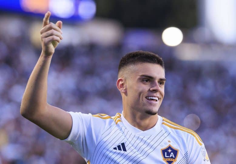 Revelação do Vasco supera Messi como jogador com mais participações em gols na MLS Revelação do Vasco supera Messi como jogador com mais participações em gols na MLS