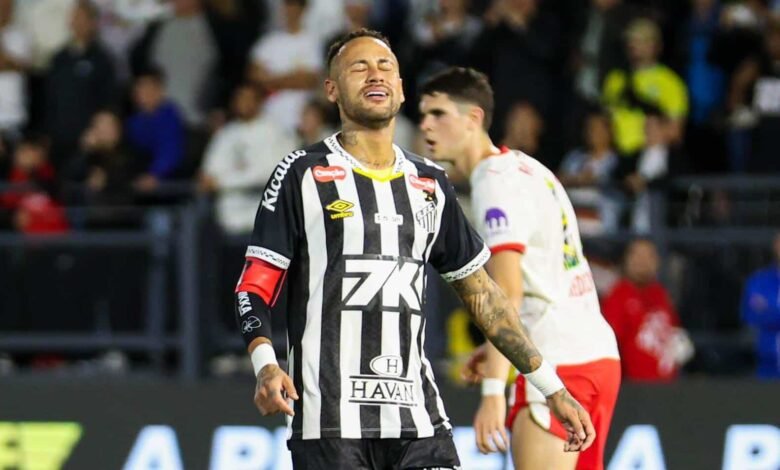 Neymar titular foi uma das poucas boas notícias do Santos em derrota para o RB Leipzig Neymar titular foi uma das poucas boas notícias do Santos em derrota para o RB Leipzig