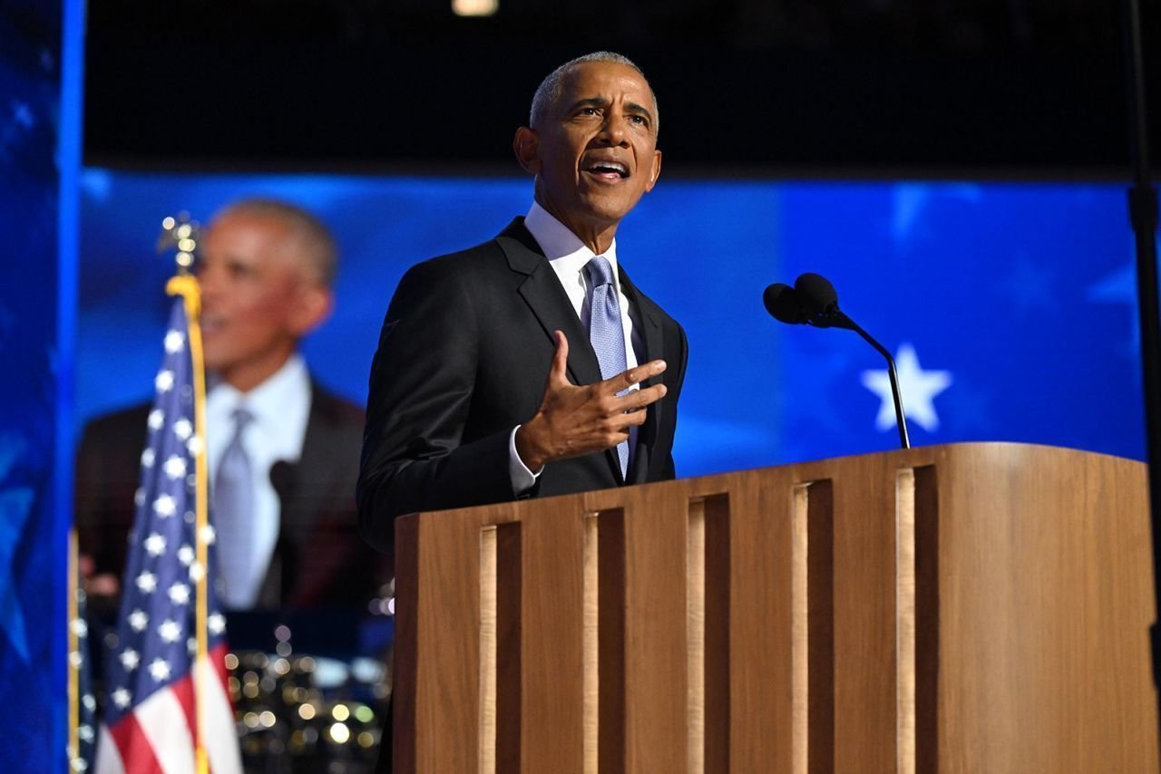 Eleição dos EUA “será uma disputa acirrada em um país dividido“, diz Obama