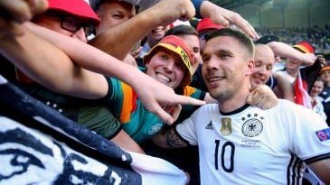 Queridinho da torcida do Flamengo se despede dos gramados na Alemanha